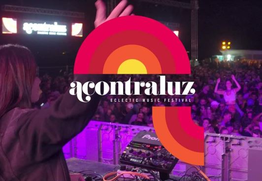 08-acontraluz 2020